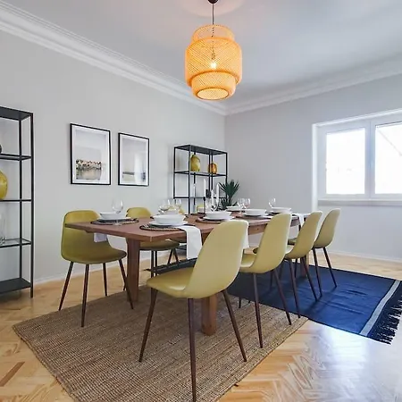 Spacious Apts In Praca Francisco